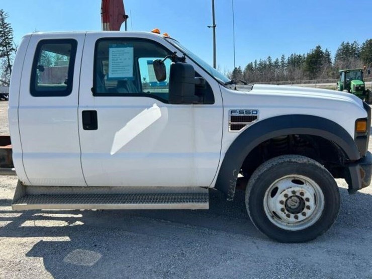 2008-ford-f550-xl-image-27