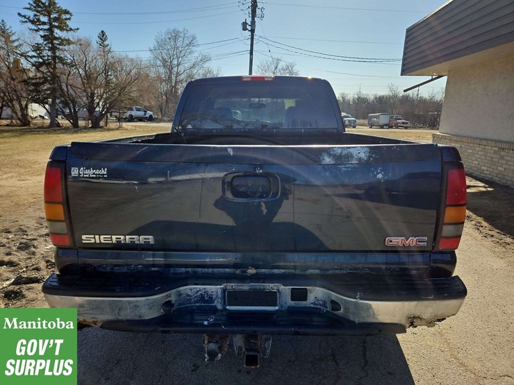 2006-gmc-sierra-1500-image-8