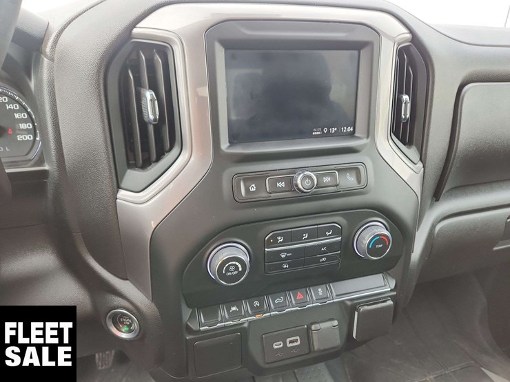 2022-chevrolet-silverado-1500-image-14