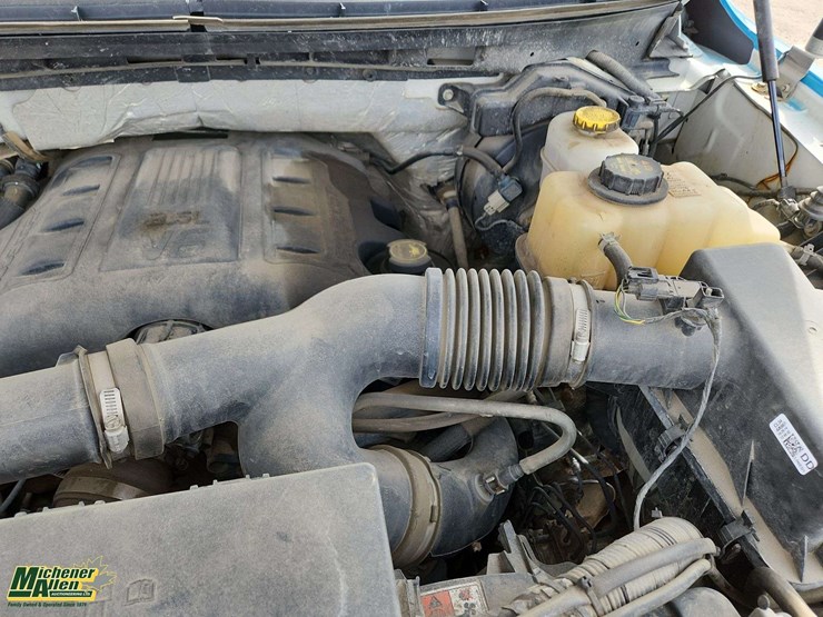 2014-ford-f150-image-32