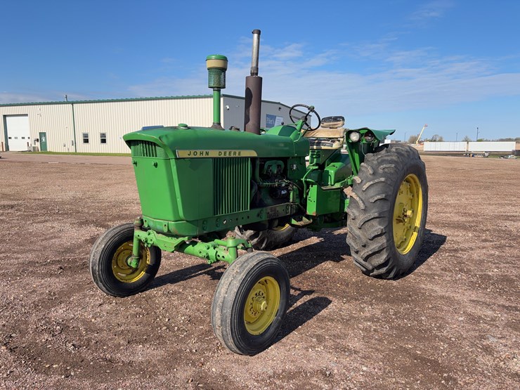 1961-john-deere-3020-image-1