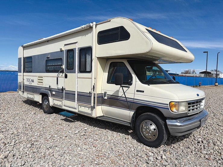 1992-ford-e350-image-1
