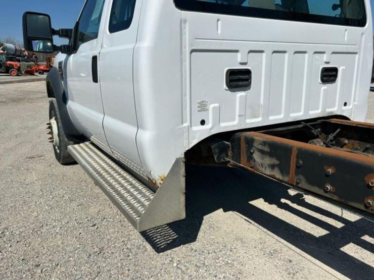2008-ford-f550-xl-image-38