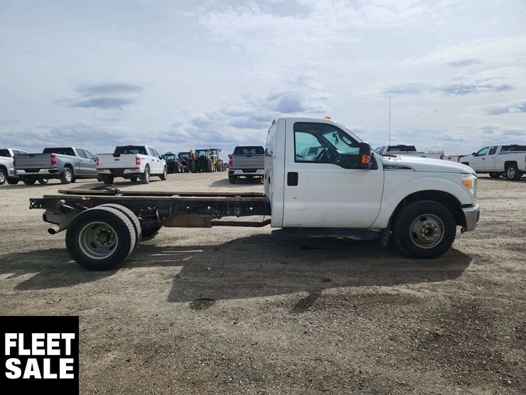 2012-ford-f350-xlt-image-10