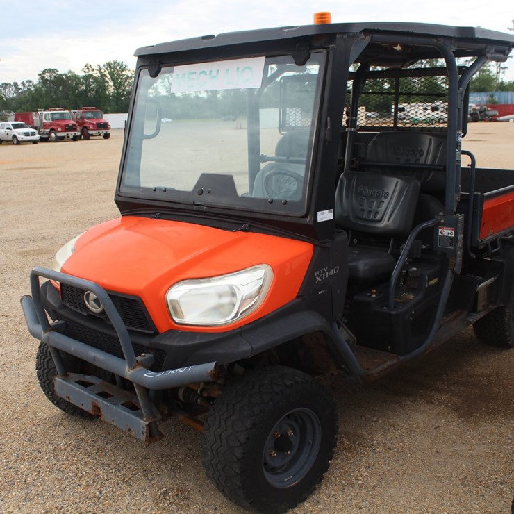 2016 KUBOTA RTVX1140
