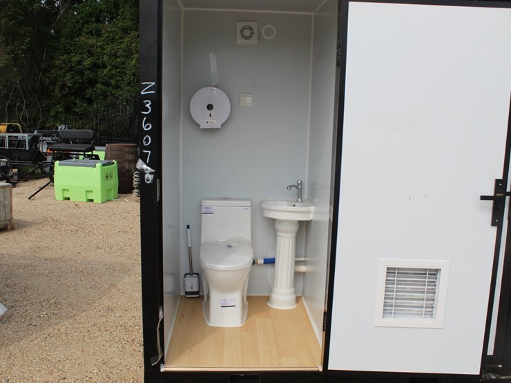 #36078-•-double-mobile-toilet-image-4