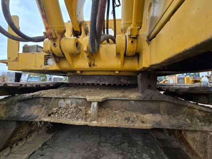 1990-caterpillar-245b-image-23
