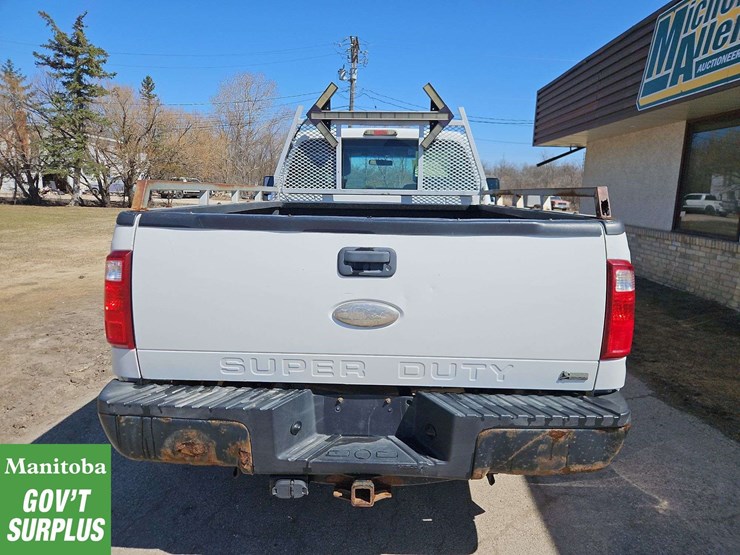 2011-ford-f250-image-8