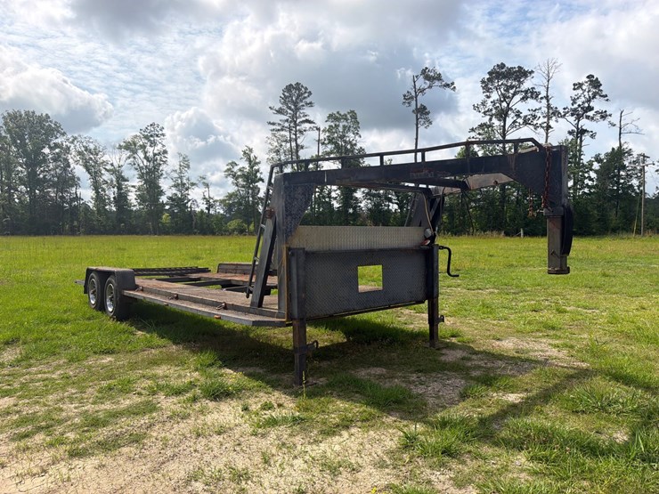 #35624-•-20ft-gooseneck-trailer-with-ramps-|-no-title-image-2