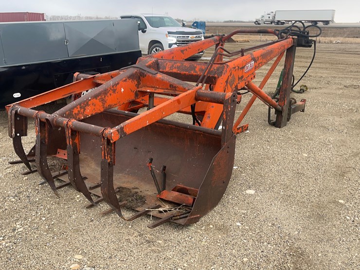 john-deere-3020-image-1