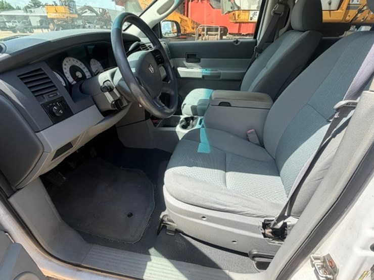 2009-dodge-durango-image-40