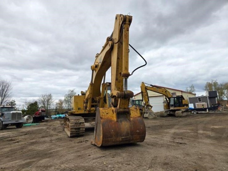 1990-caterpillar-245b-image-4