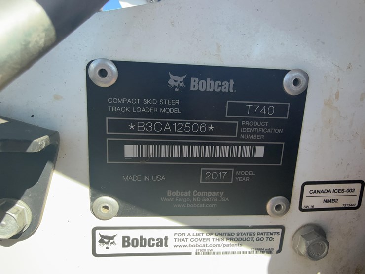 2017-bobcat-t740-image-38