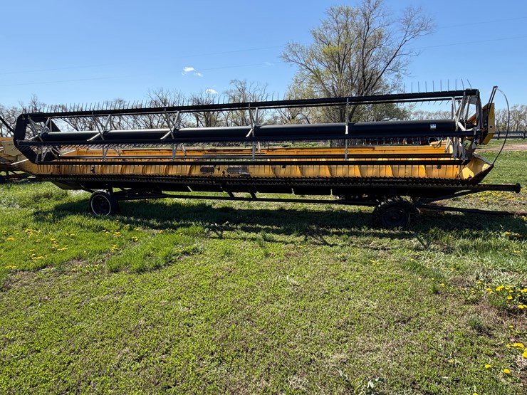 new-holland-973-image-2