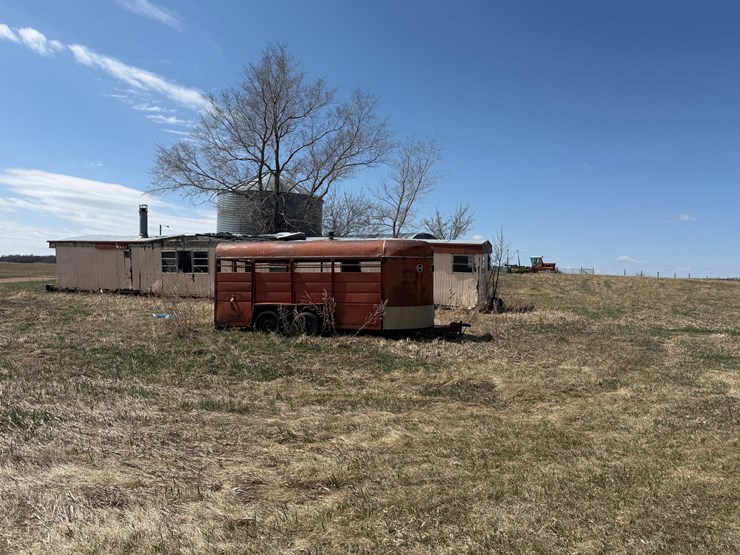 sold-onsite-only---old-machinery-and-scrap-iron-image-2
