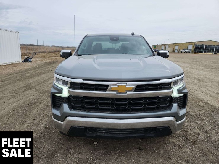 2023-chevrolet-silverado-1500-image-22