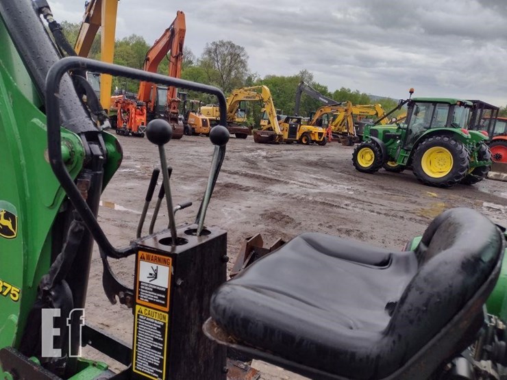 2011-john-deere-3720-image-31