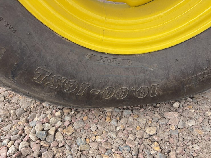 john-deere-4430-image-37