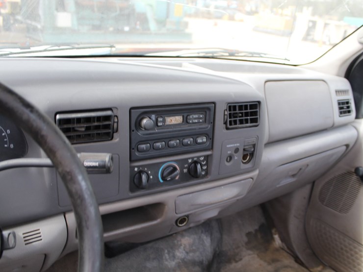 2001-ford-f250-image-8
