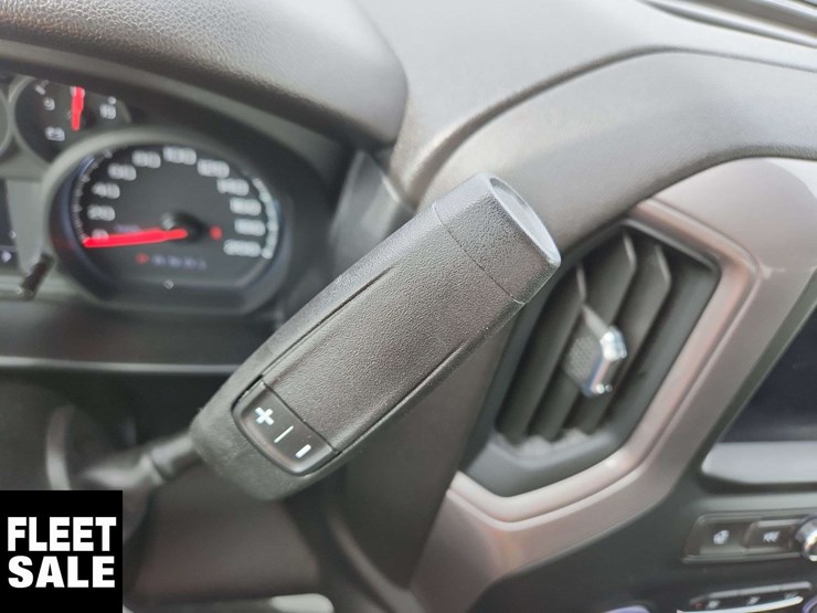 2022-chevrolet-silverado-1500-image-10