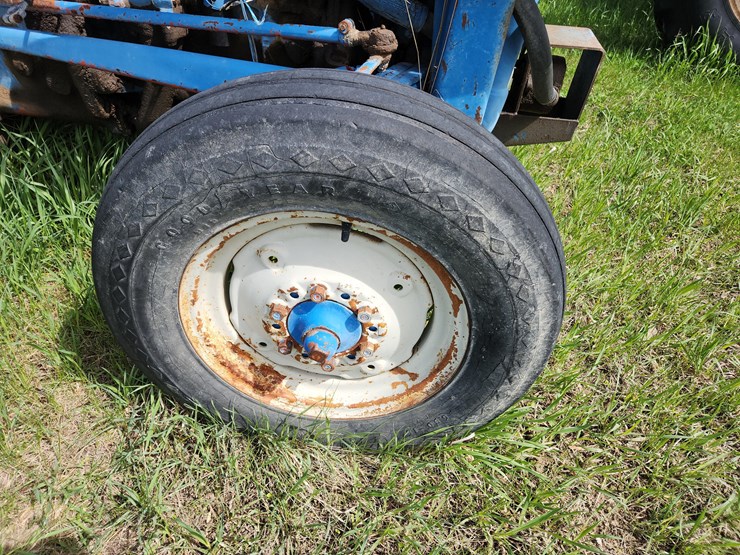 ford-601-workmaster-image-13