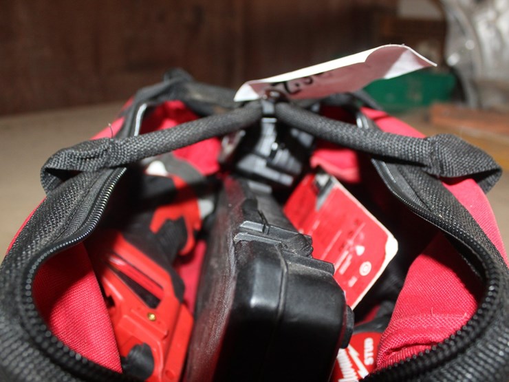 #1158-•-milwaukee-rivet-tool-in-bag-image-2