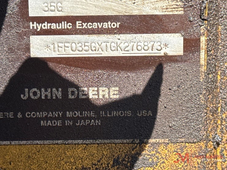 2016-deere-35g-image-24
