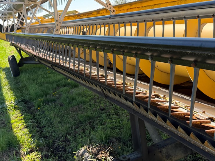 new-holland-973-image-9