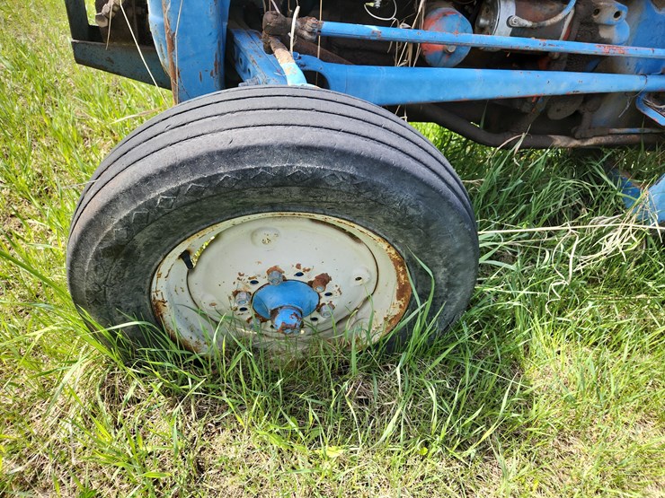 ford-601-workmaster-image-15