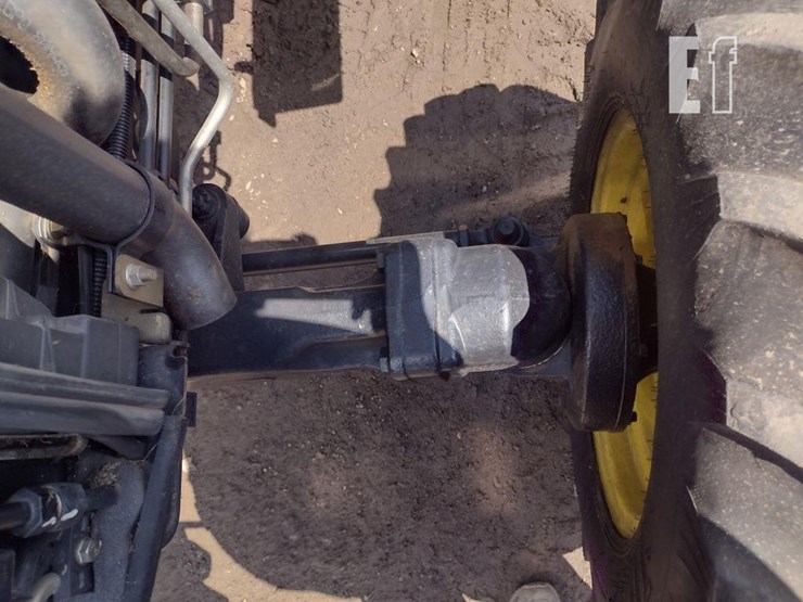 john-deere-4720-image-33