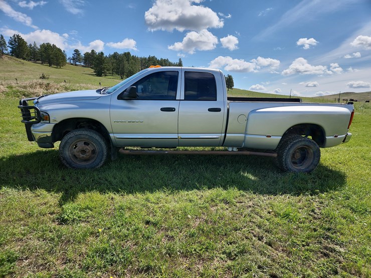 2004-dodge-ram-3500-image-4