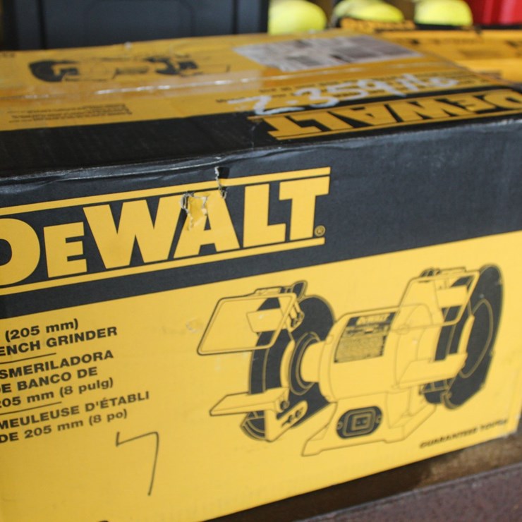 #7 • DEWALT DW758 8IN BENCH GRINDER
