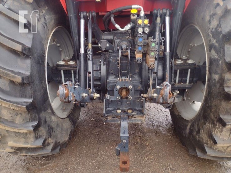 2013-case-ih-farmall-110a-image-22