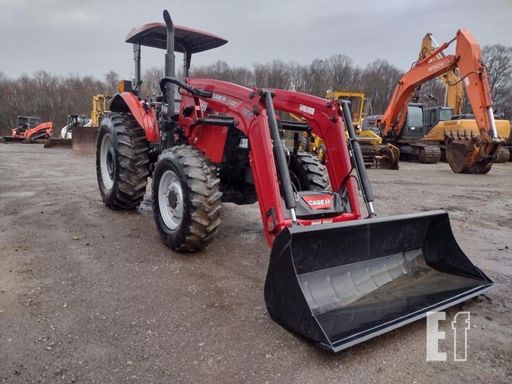 2013-case-ih-farmall-110a-image-25