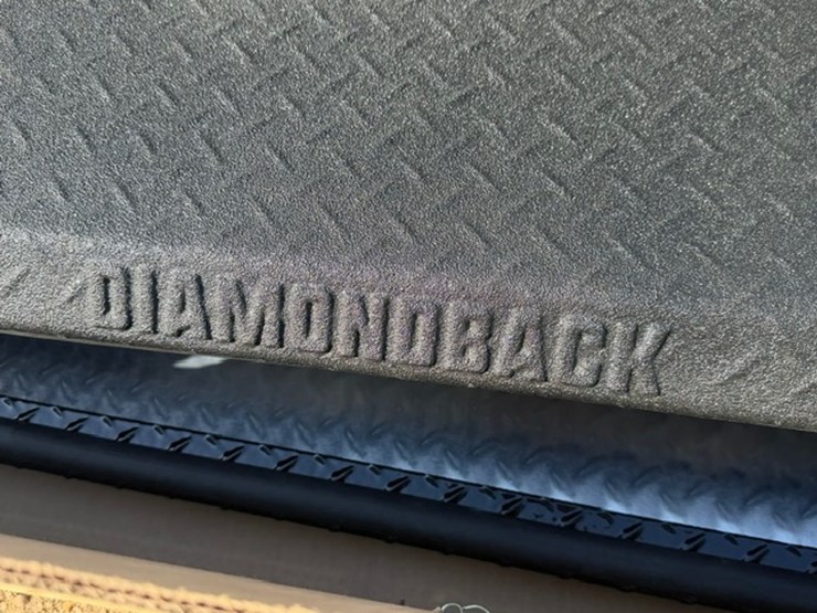 #35847-•-diamond-back-2025-gmc-bed-cover-image-5