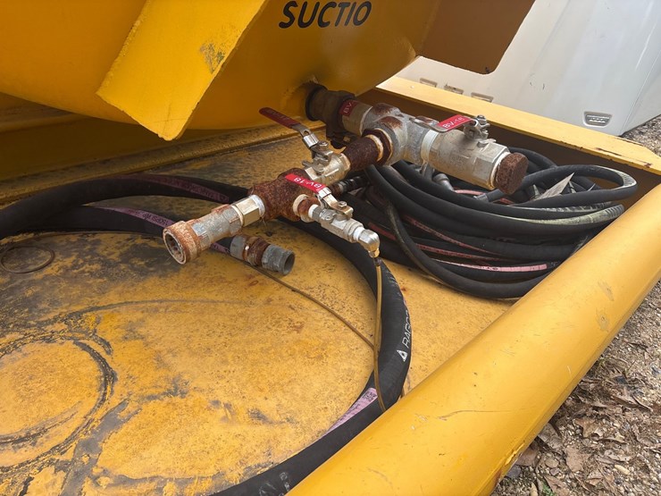 #35545-•-r-&-s-fab-fuel-tank,-4,333-gallons-image-4