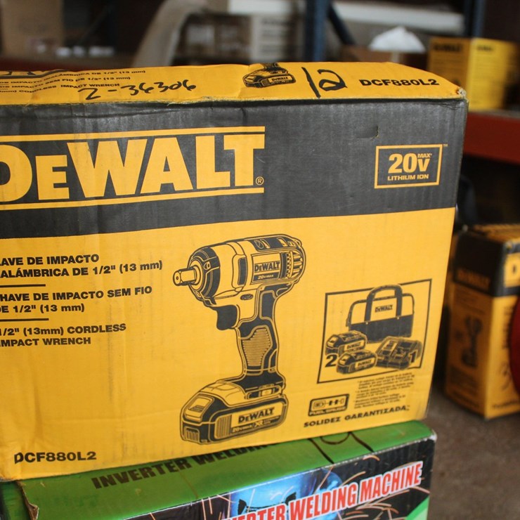 #12 • 20V DEWALT 1/2IN DRILL