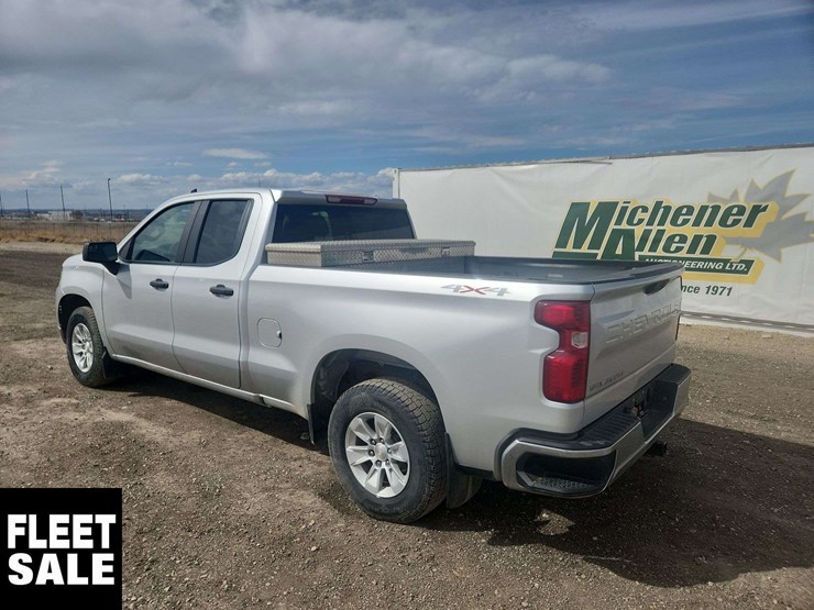 2022-chevrolet-silverado-1500-image-3