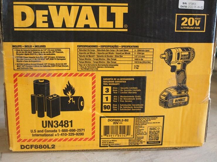 #1164-•-dewalt-1/2in-cordless-impact-wrench-image-2