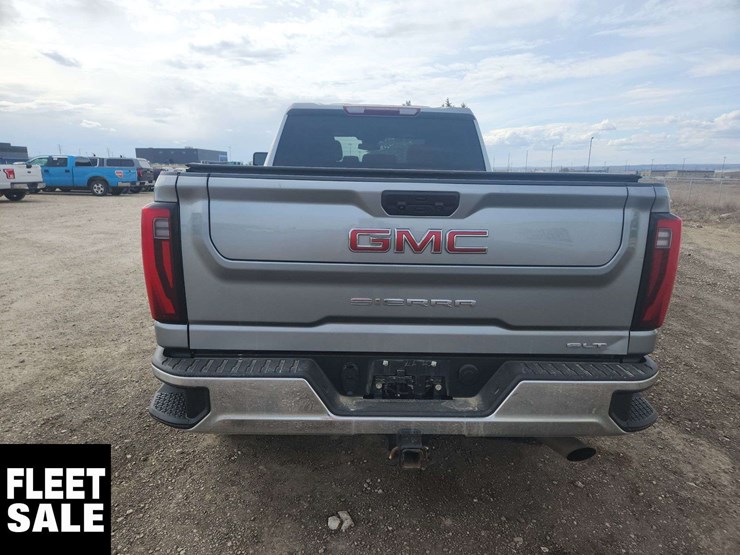 2024-gmc-sierra-2500hd-image-24