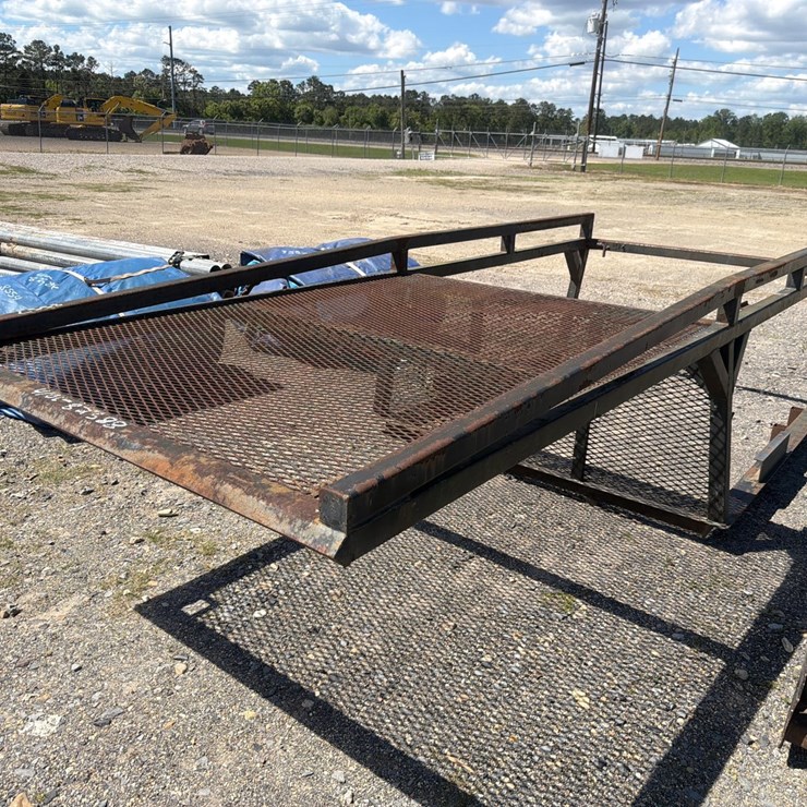 #32388 • HEAVY DUTY RACK