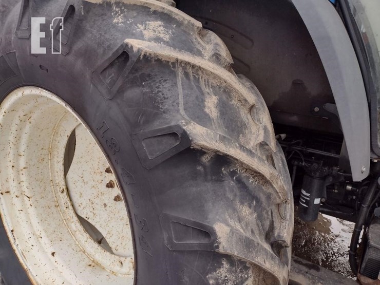 2011-new-holland-t6030-image-22