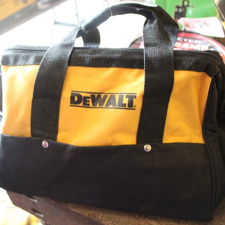 #23 • DEWALT 1/2IN BRUSHLESS COMPACT DRILL AND 1/2IN COMPACT HAMMERDRILL