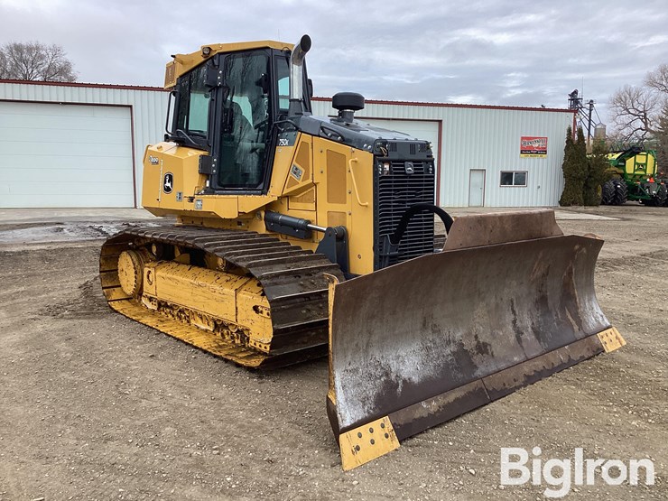 2018-deere-750k-image-3