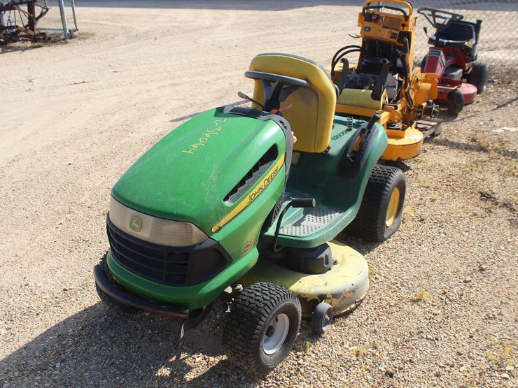 john-deere-102-image-2