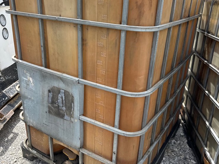 #1615-•-330-gal-tank-image-1