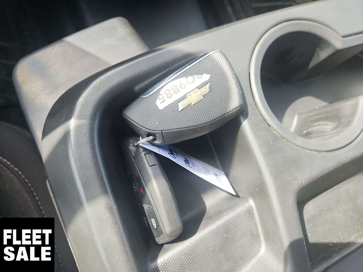 2022-chevrolet-silverado-1500-image-12