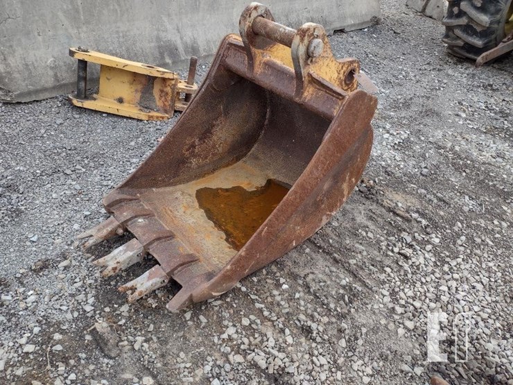 john-deere-24-image-1