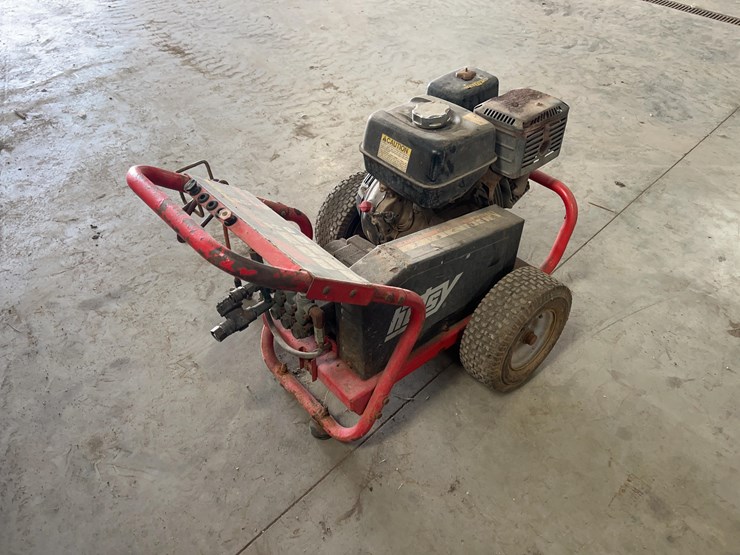 hotsy-pressure-washer-image-4