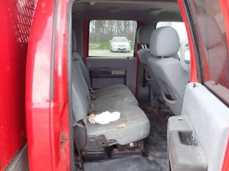 2016-ford-f550-xlt-image-35
